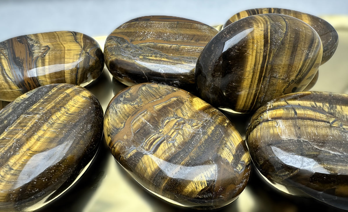 Tiger Eye Palm Stone