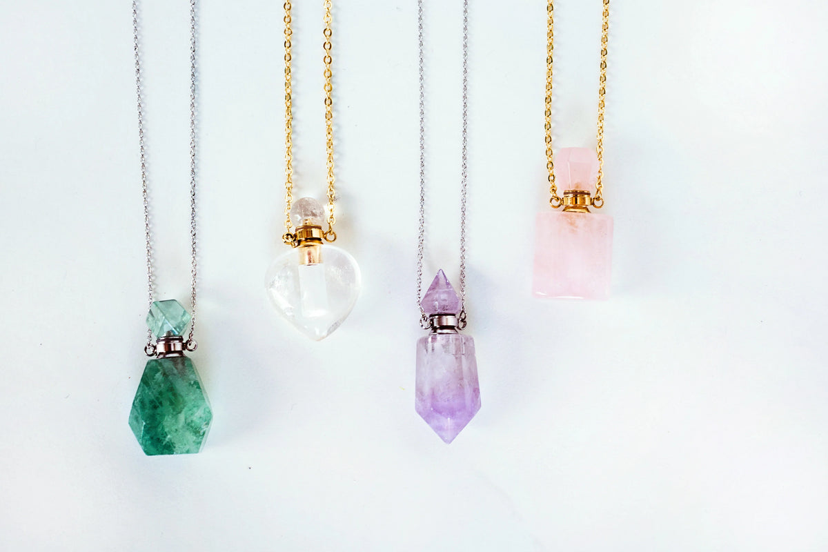 Conjuntos de collares y botellas de cristal para aromaterapia