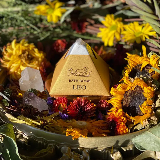 Leo Bath Bomb With Hidden Crystal