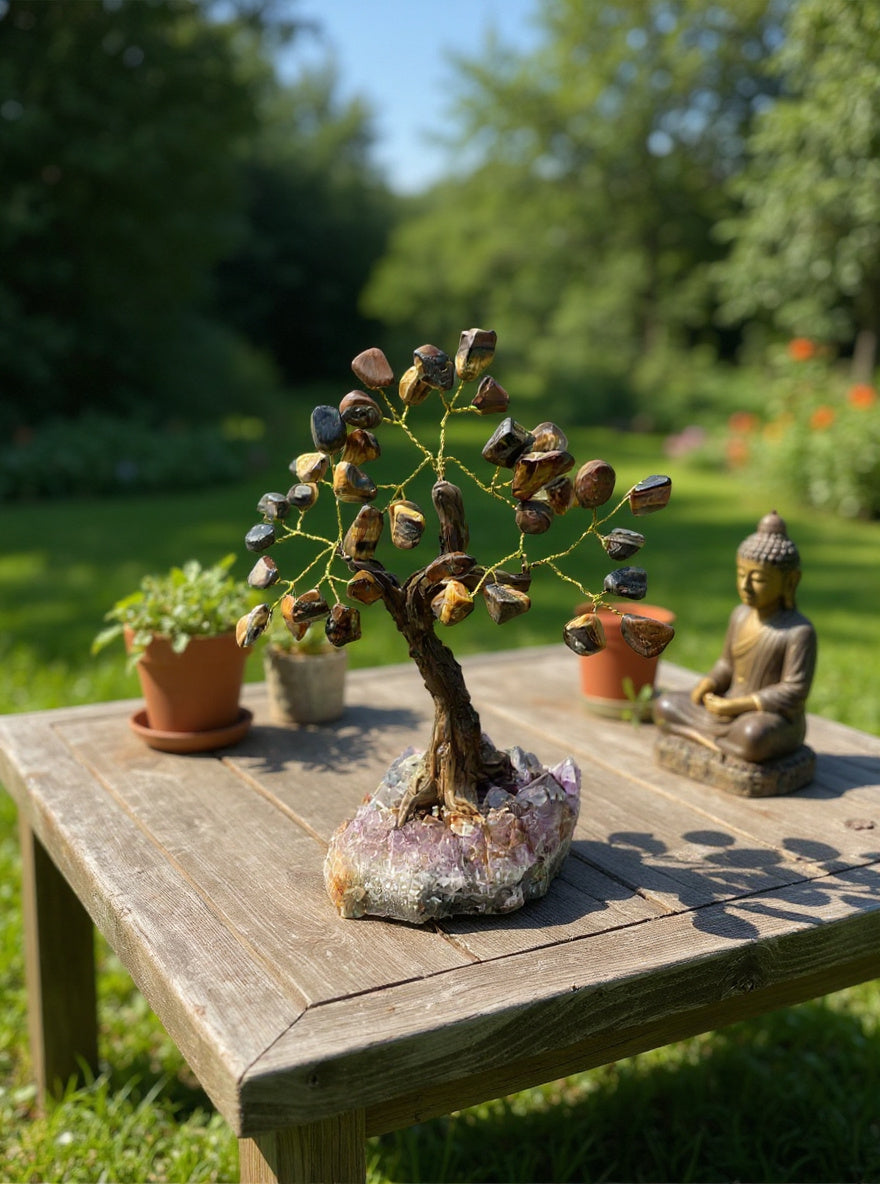 Pequeños árboles de cristal para chakras con base en racimo
