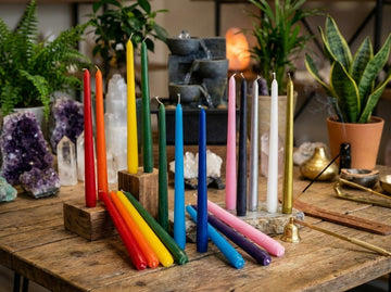 Velas cónicas surtidas de 10" (paquete de 12)